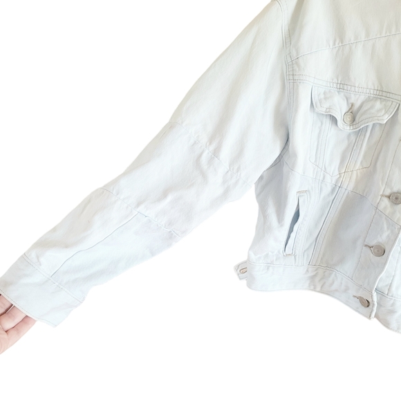 RARE Vintage Levi's Quilted Patchwork Bleached Light Wash Denim Trucker Jacket - Picture 8 of 9